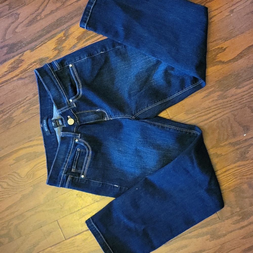 White House Black Market Noir jean slim crop dark wash stretch rhinestone 2 EUC…